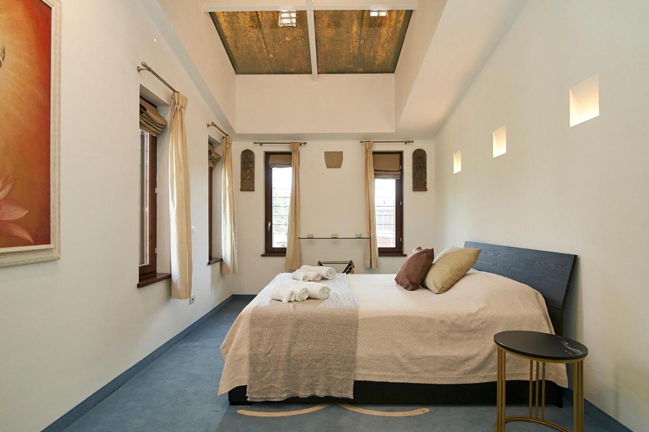 Milan-como Lake-rho Fiera Luxury Design *